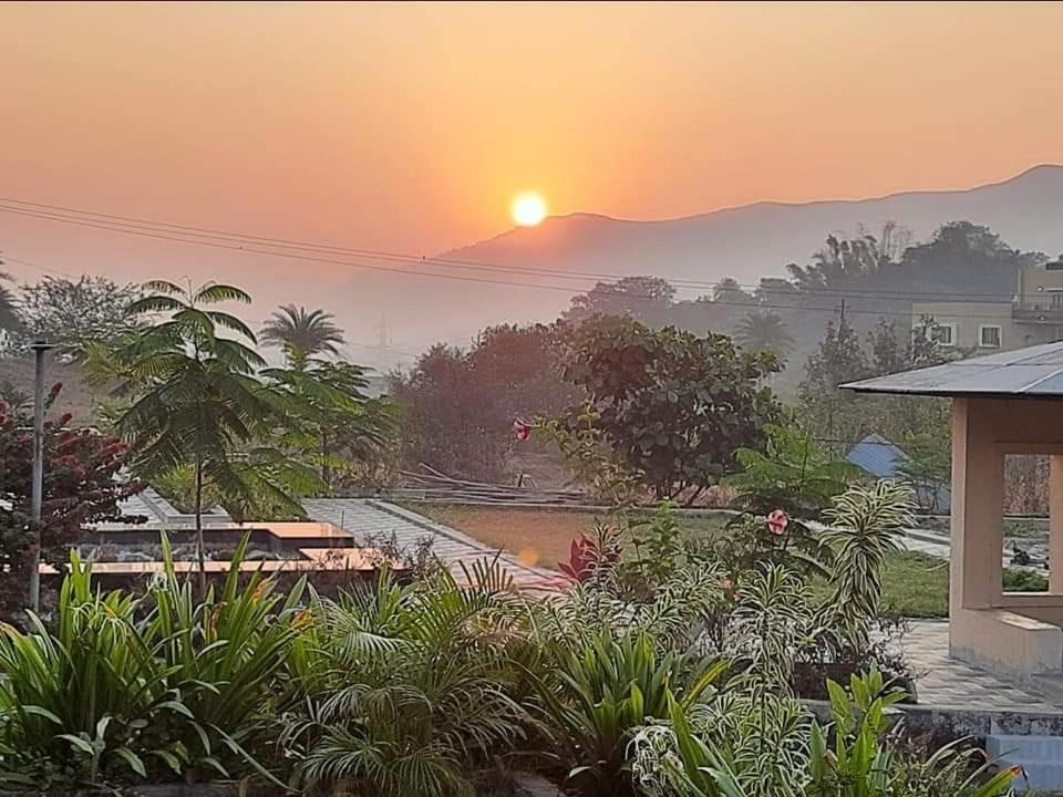 Royal Meadows - Igatpuri Bungalow C Ngoại thất bức ảnh