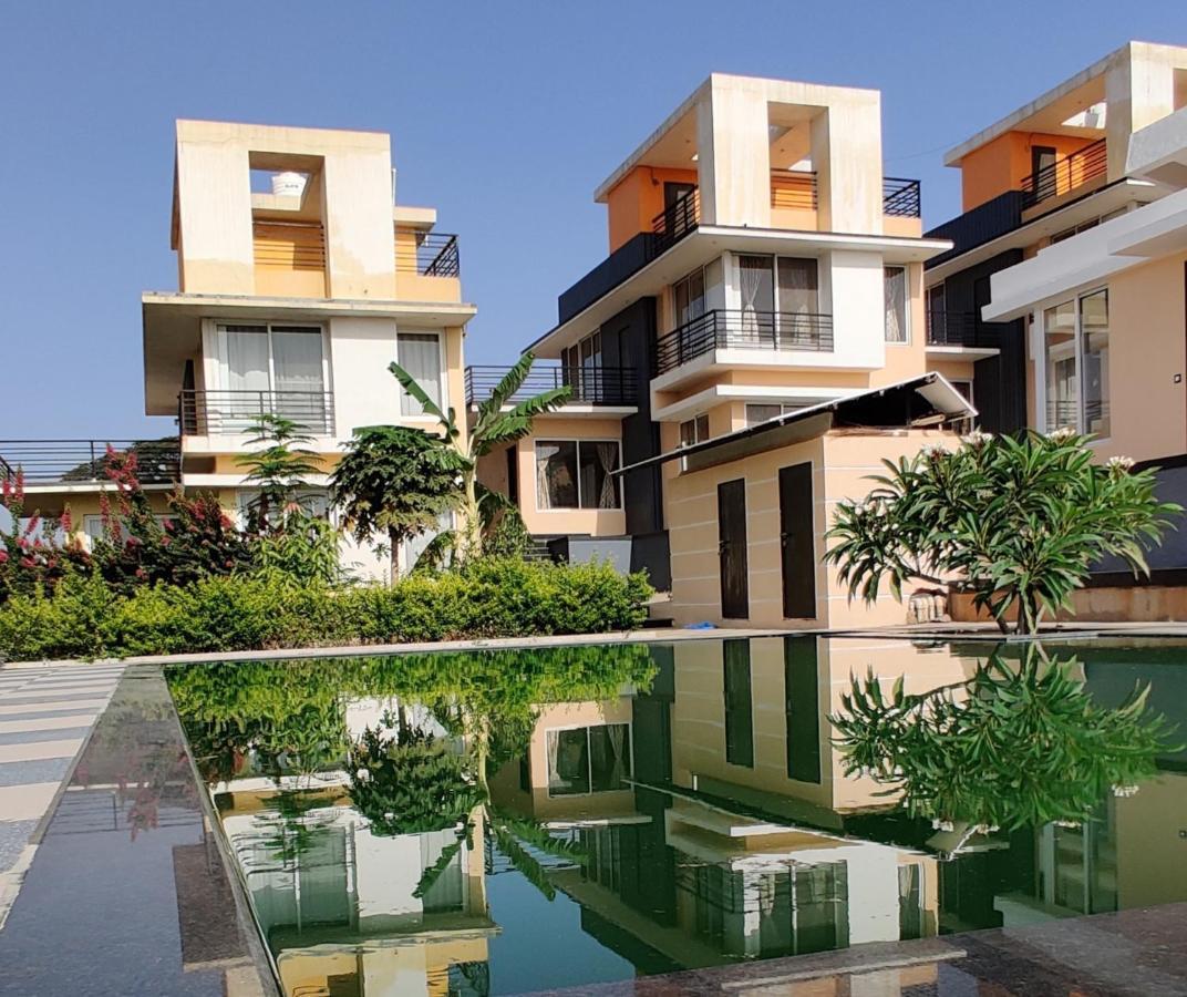 Royal Meadows - Igatpuri Bungalow C Ngoại thất bức ảnh